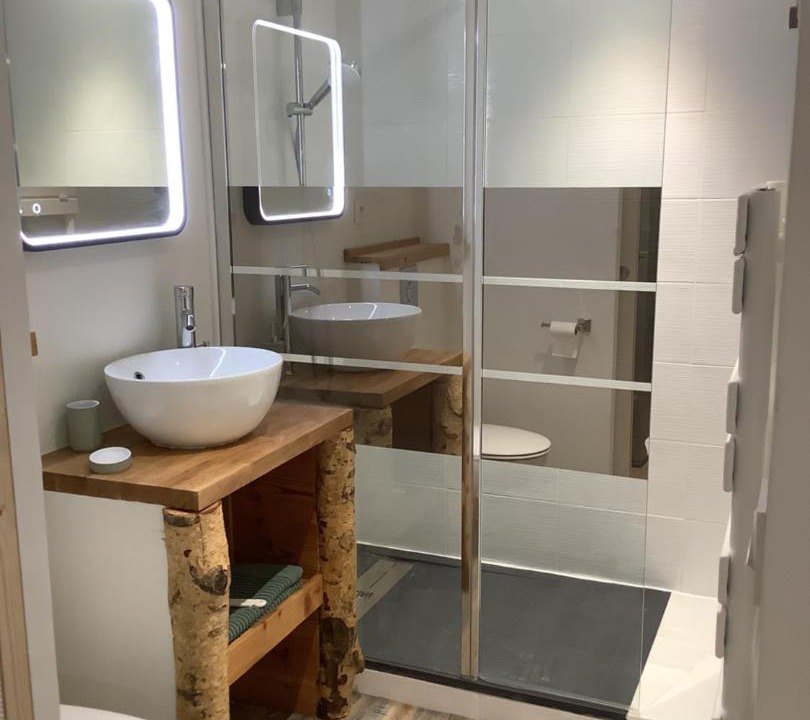 Photo of Bathroom in Le Bourg-d'Oisans