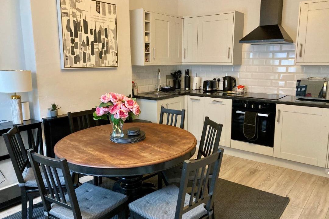 Photo of Kitchen in Wing