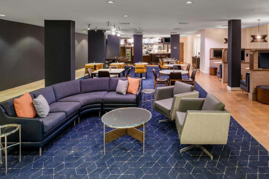 Photo of Livingroom in Louisville