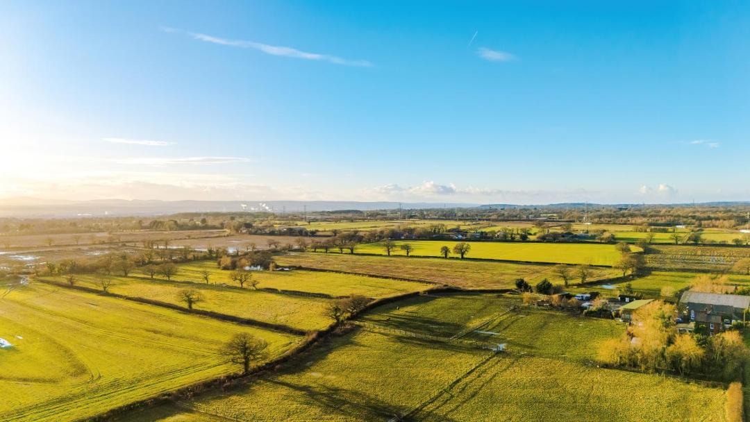 Photo of Others in Chorlton-by-Backford