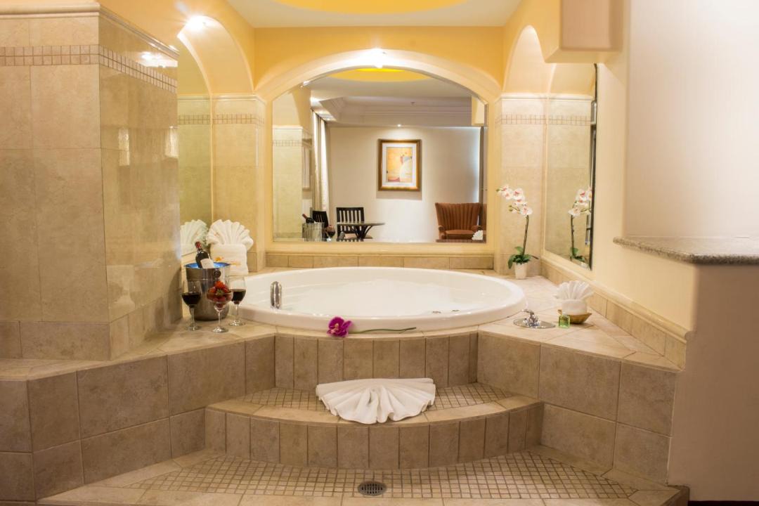 Photo of Bathroom in Avenida Revolucion