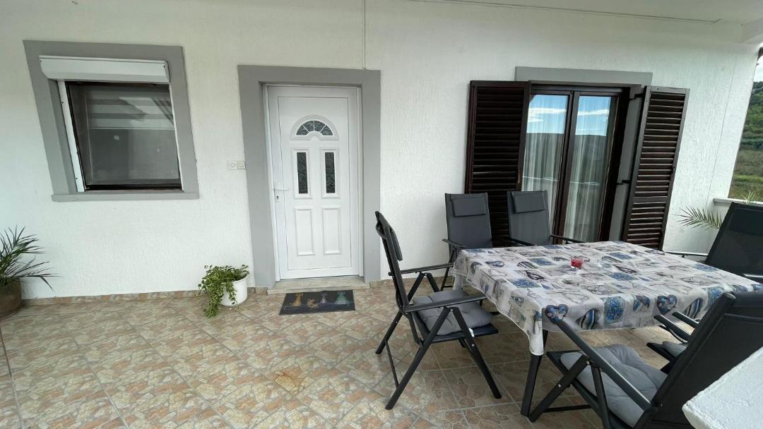 Photo of Patio Balcony in Vlasici