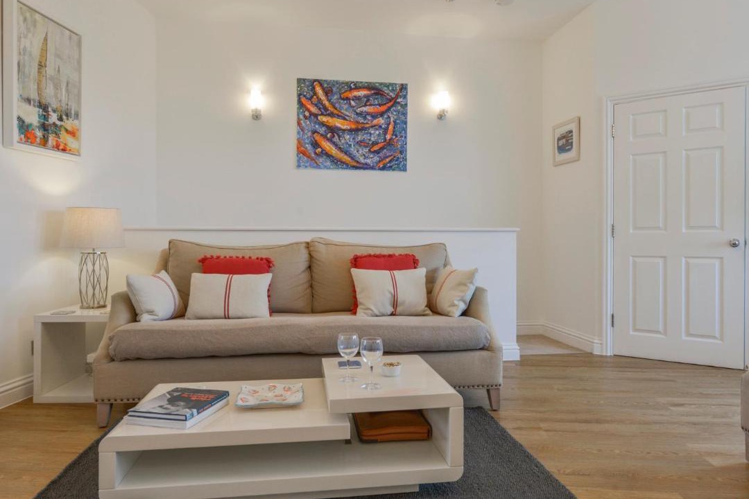 Photo of Others in Hele