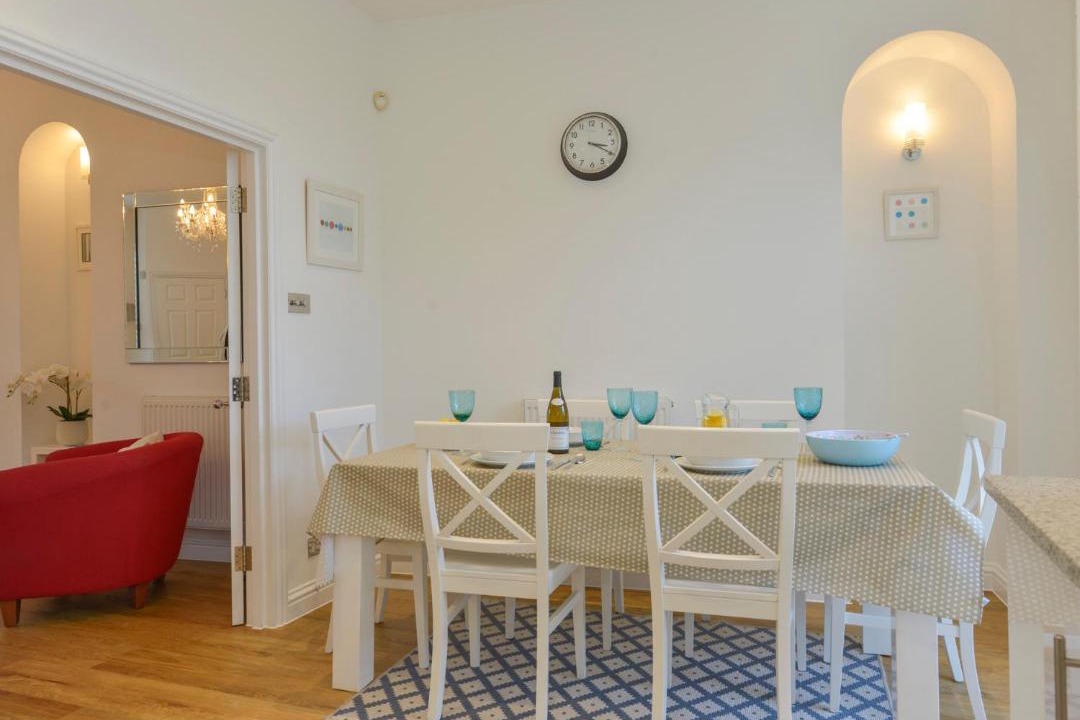 Photo of Others in Hele