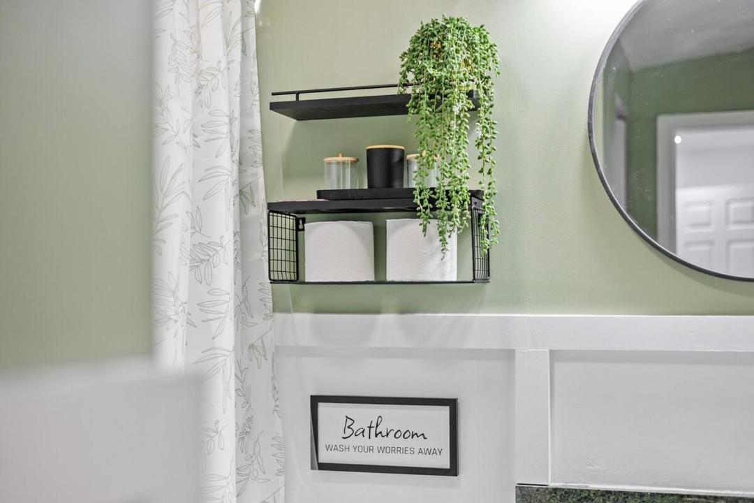 Photo of Bathroom in East Point