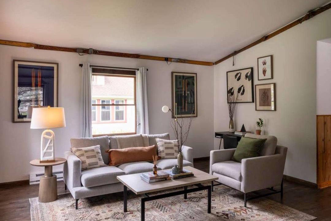 Photo of Others in Hunter