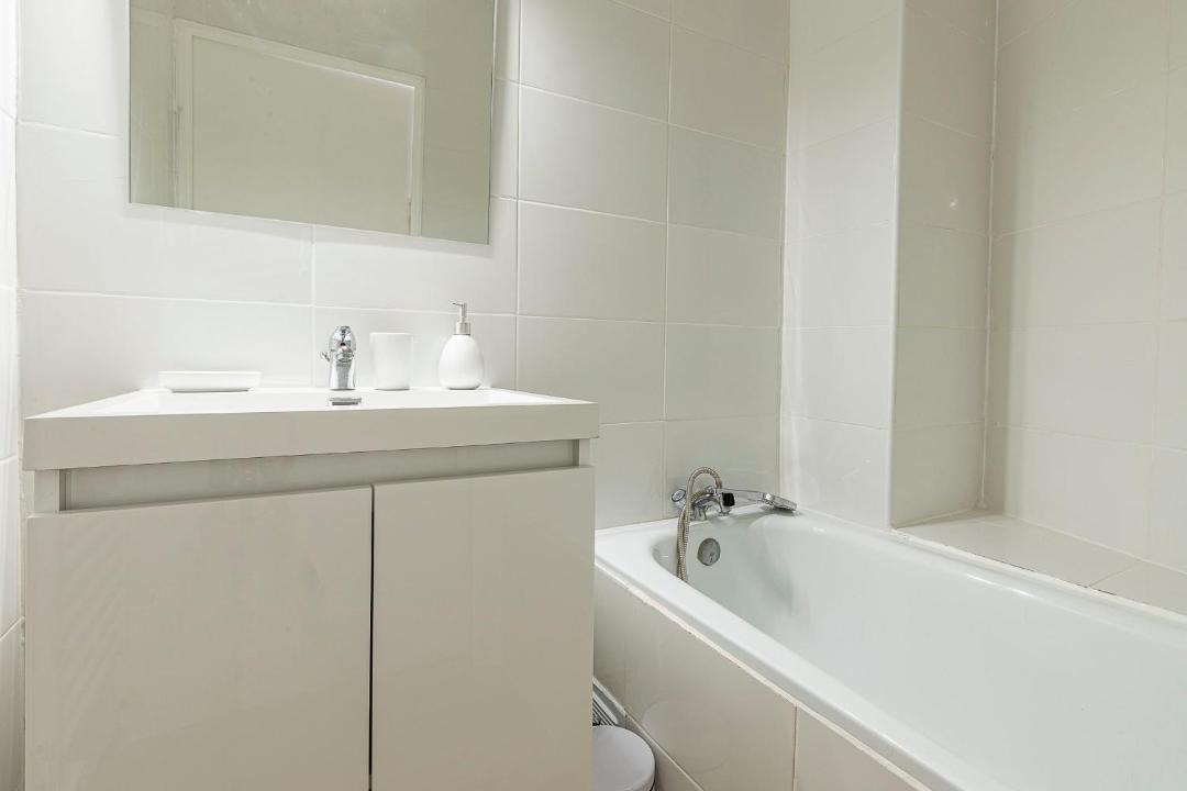 Photo of Bathroom in Casselardit