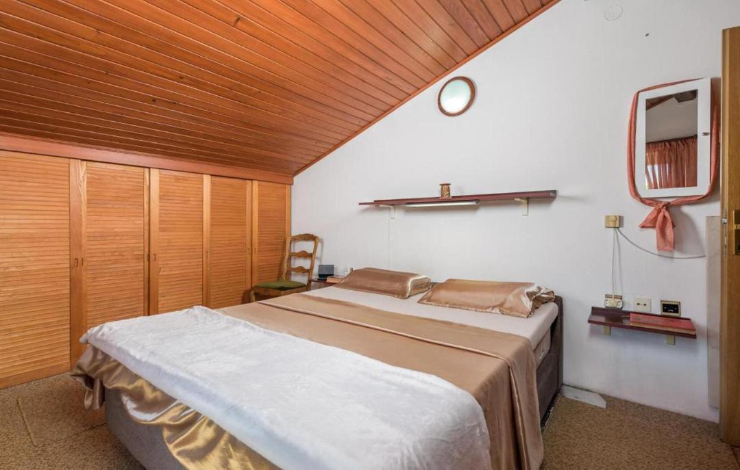Photo of Bedroom in Sarsoni