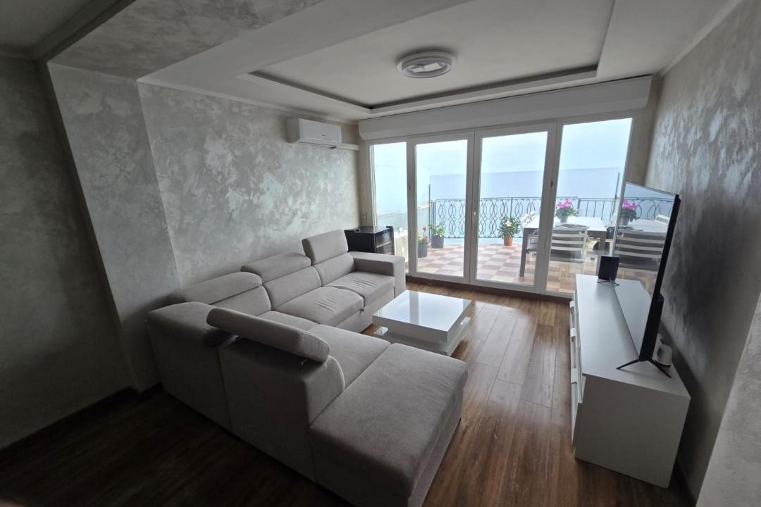 Photo of Livingroom in Les Baumettes