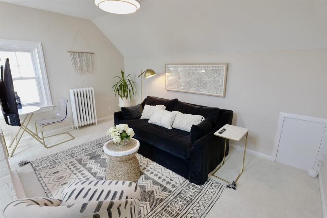 Photo of Others in 16th Street Heights