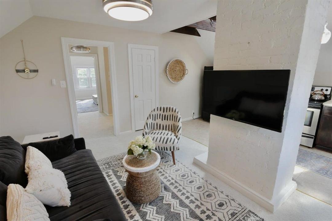 Photo of Others in 16th Street Heights