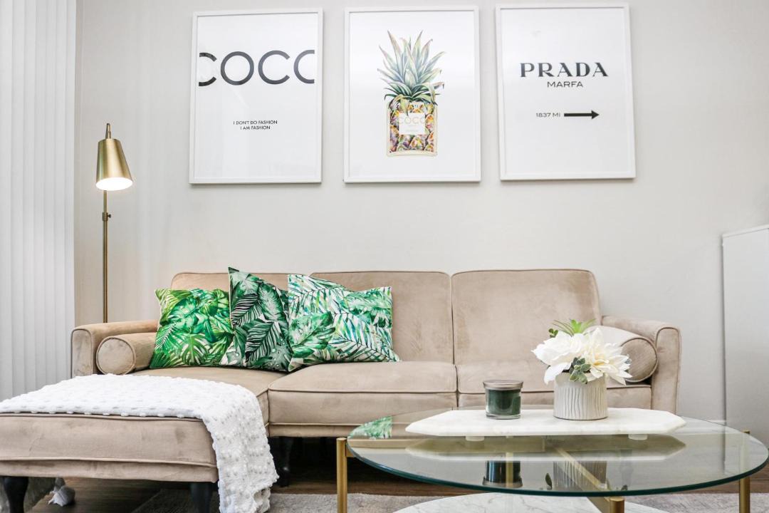 Photo of Livingroom in Del Rey