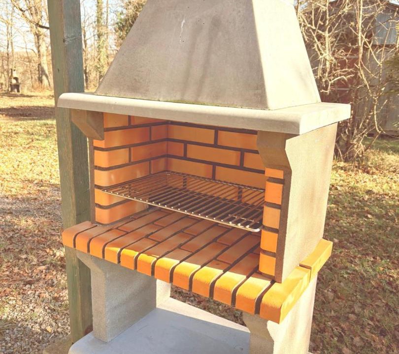 Photo of Others in Pouylebon