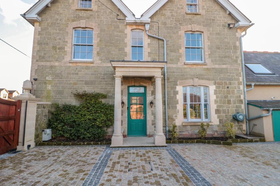 Photo of Others in Shaftesbury