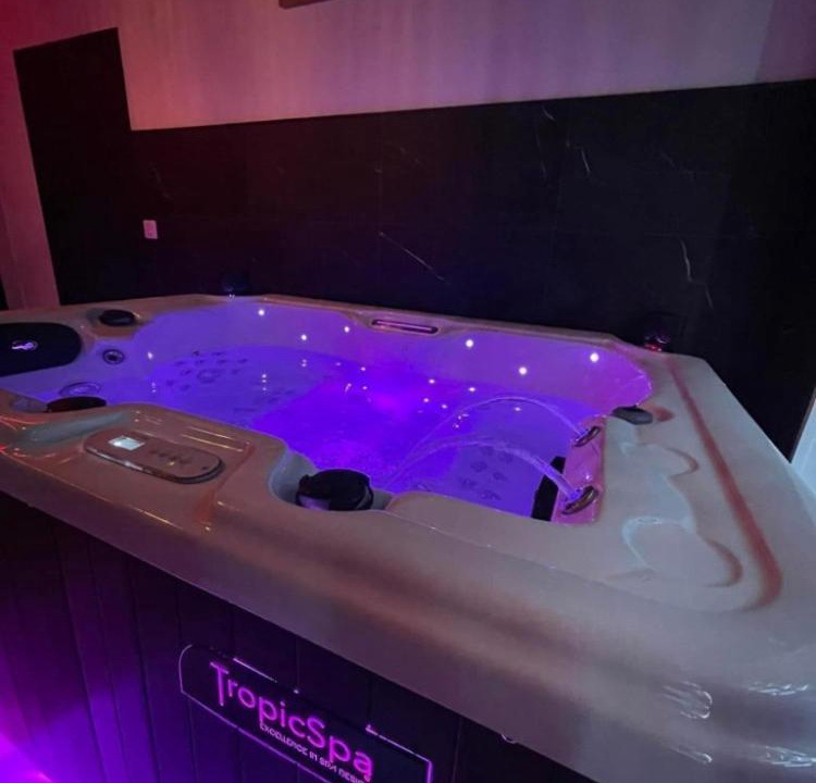 Photo of Bathroom in Guemps