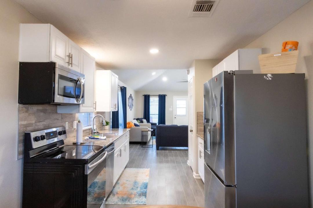Photo of Kitchen in FM 1960