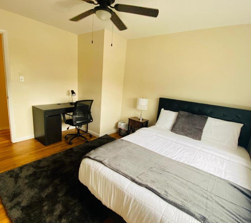 Photo of Bedroom in Laurel