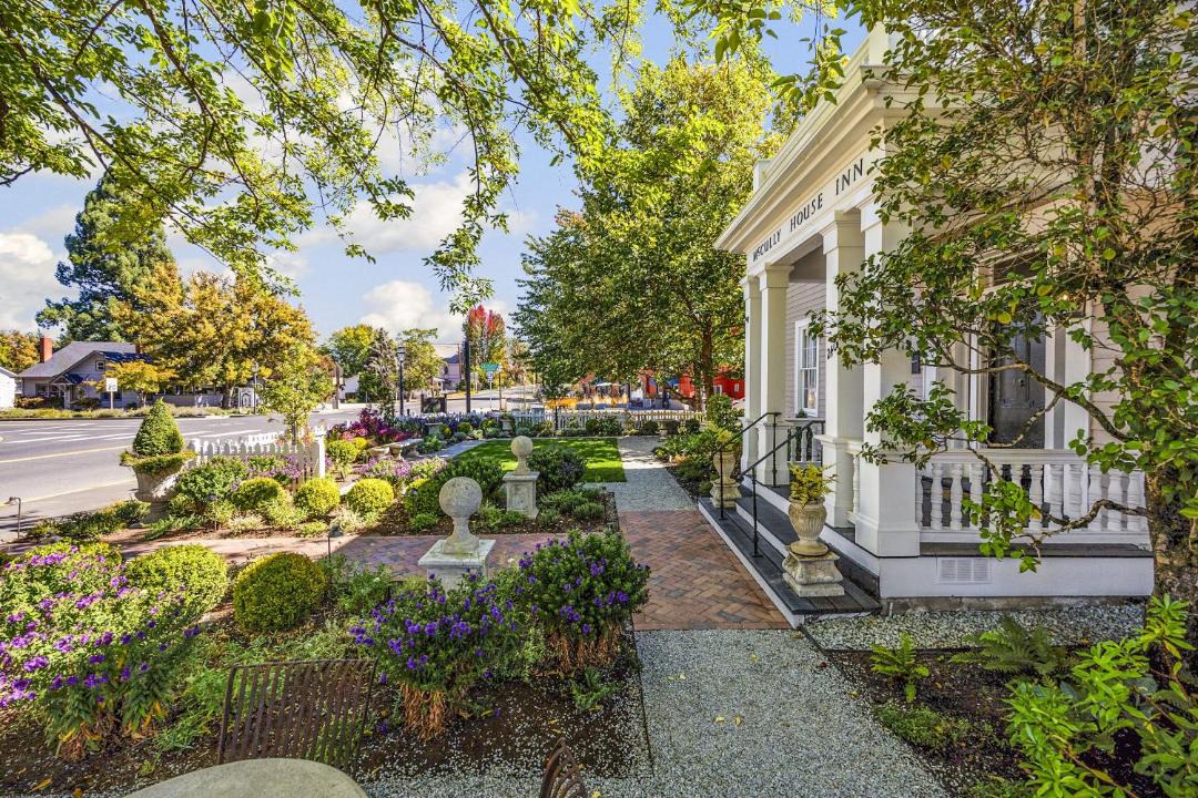 Photo of Others in Jacksonville