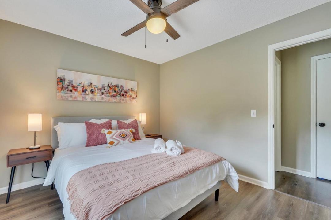 Photo of Bedroom in Richmond Hill