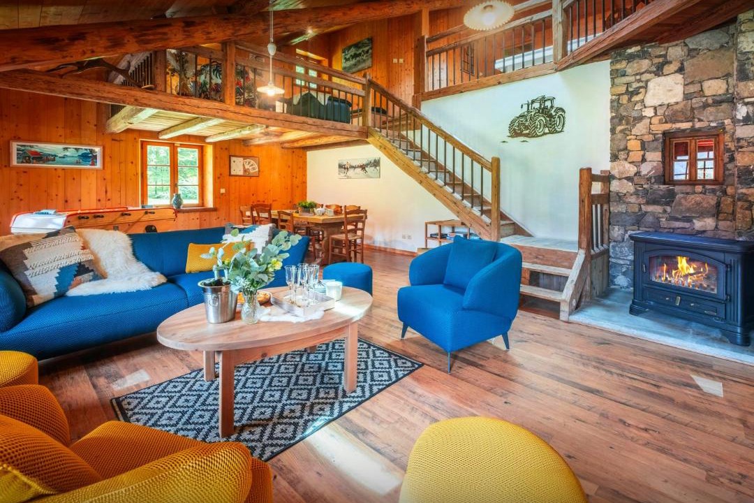 Photo of Livingroom in Thones