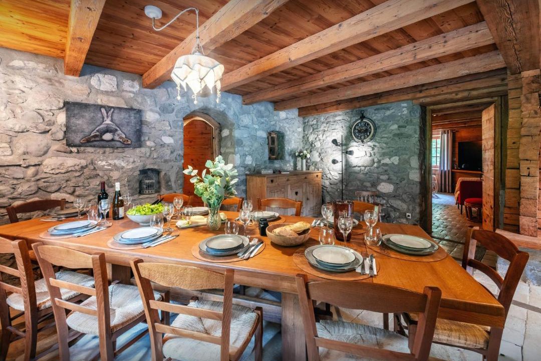 Photo of Kitchen in Thones