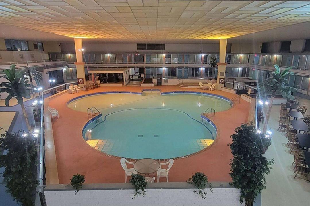 Photo of Others in Hannibal