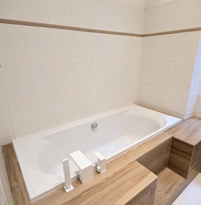 Photo of Bathroom in Uriage-les-Bains