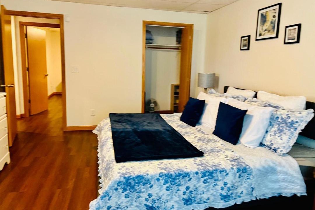 Photo of Bedroom in Burbank