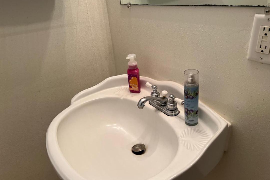 Photo of Bathroom in Burbank