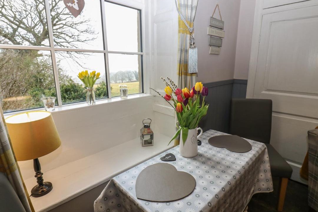 Photo of Others in Anick