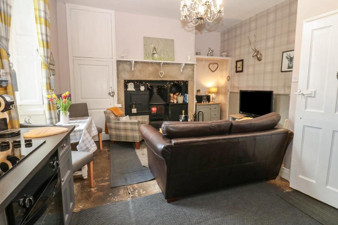 Photo of Others in Anick