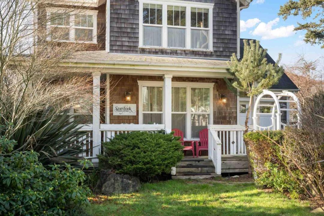 Photo of Others in Nelscott