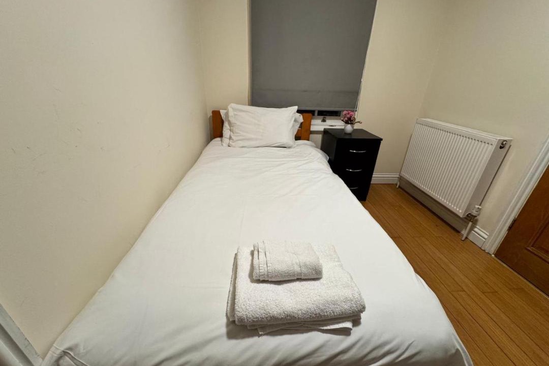 Photo of Bedroom in Farnham Common