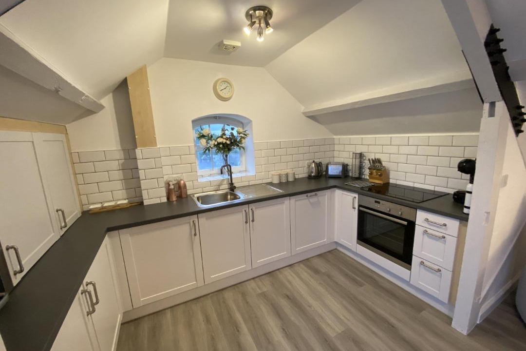 Photo of Kitchen in Linslade