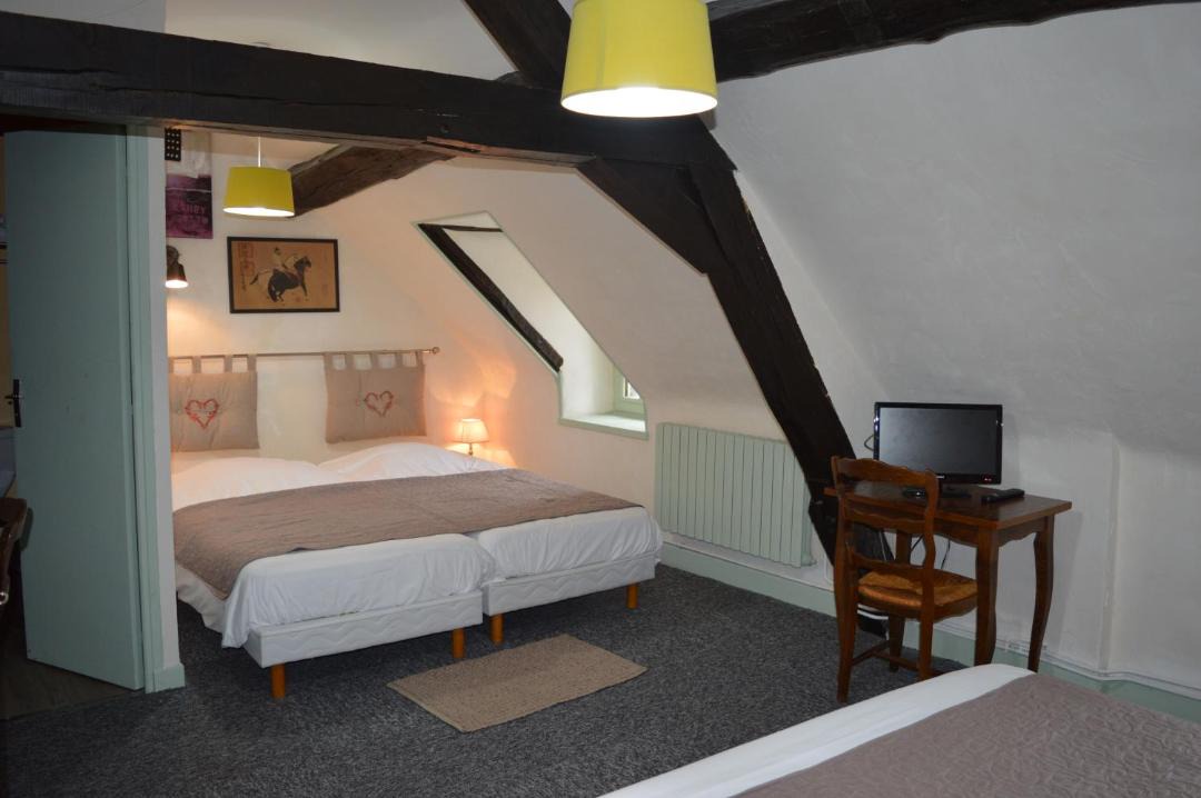Photo of Bedroom in Vezelay