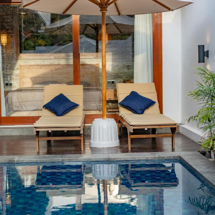 Photo of Others in Jungut Batu