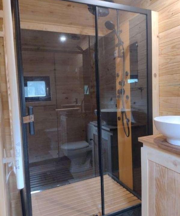 Photo of Bathroom in Sens-Beaujeu