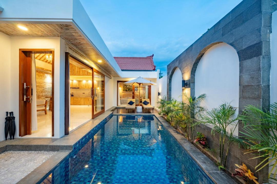 Photo of Others in Jungut Batu