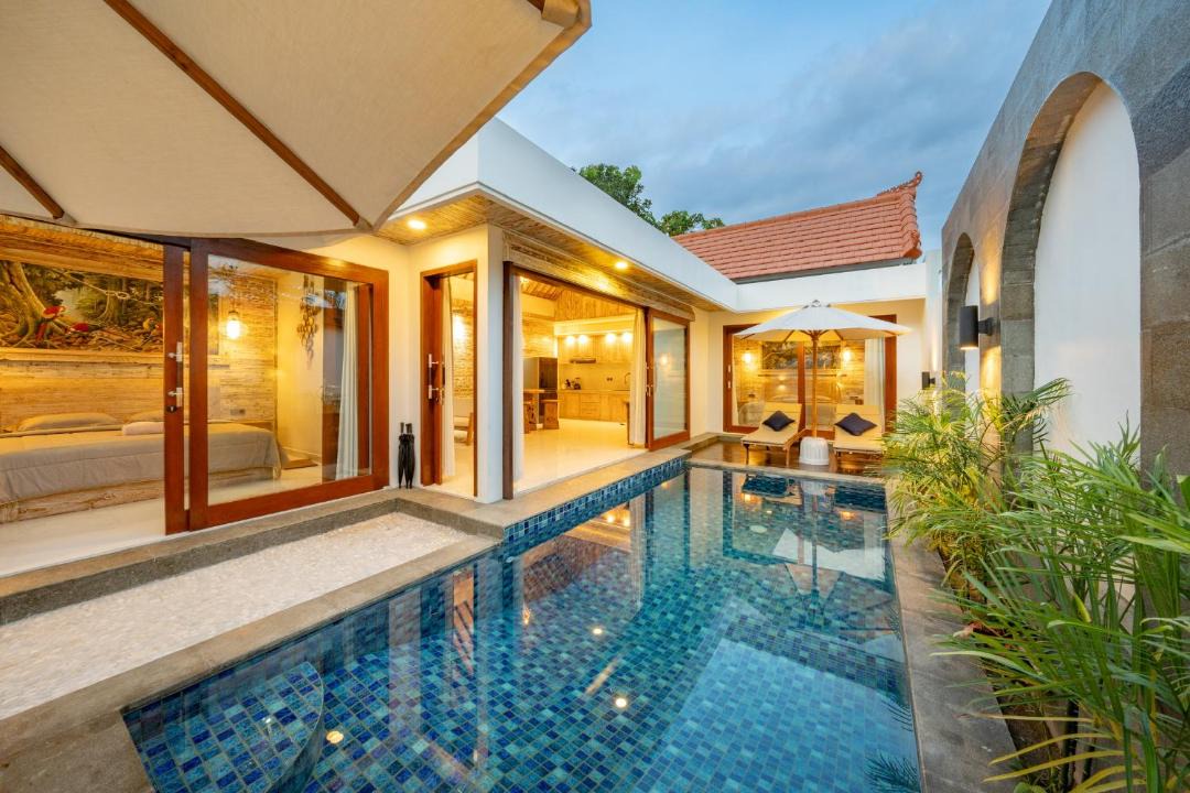 Photo of Others in Jungut Batu