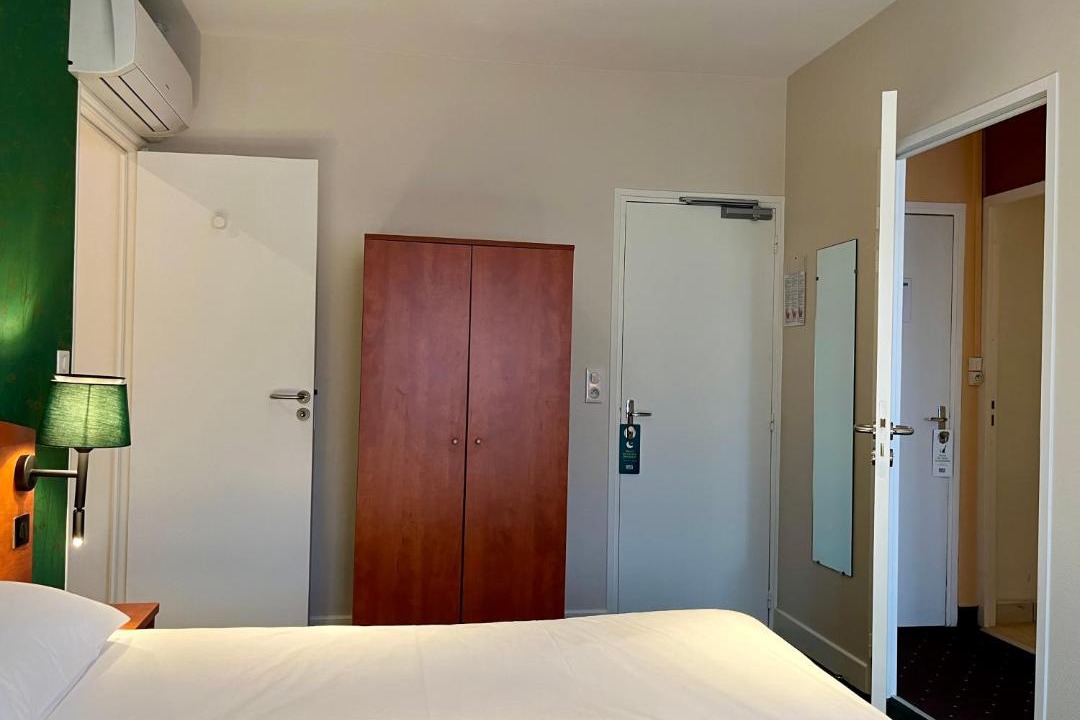 Photo of Bedroom in La Suze-sur-Sarthe