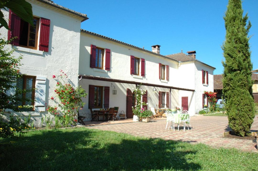 Photo of Others in Lucmau