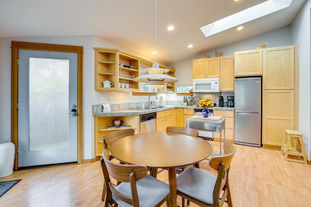 Photo of Kitchen in Southeast Eugene