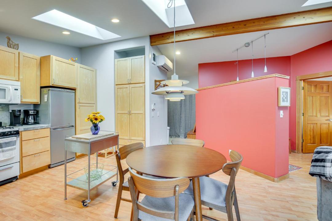 Photo of Kitchen in Southeast Eugene