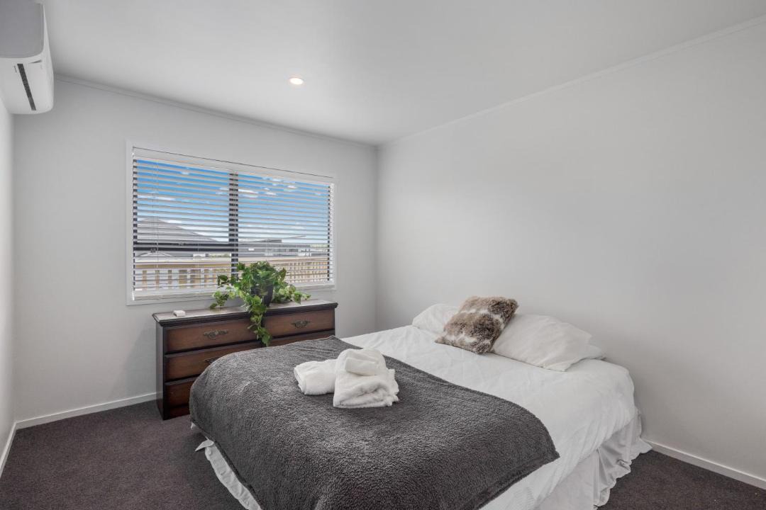 Photo of Bedroom in One Tree Point