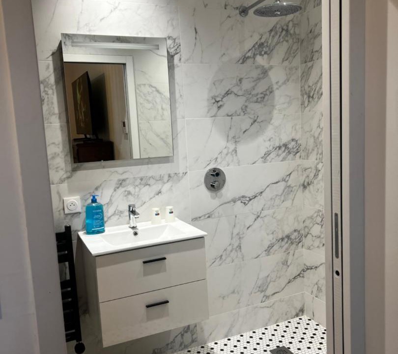 Photo of Bathroom in Angres