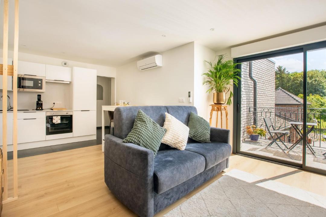 Photo of Others in Angres