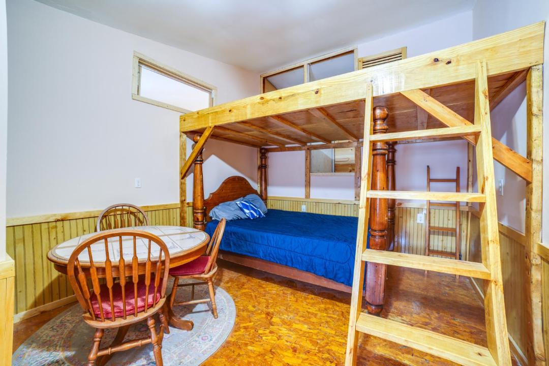 Photo of Bedroom in Elkhart