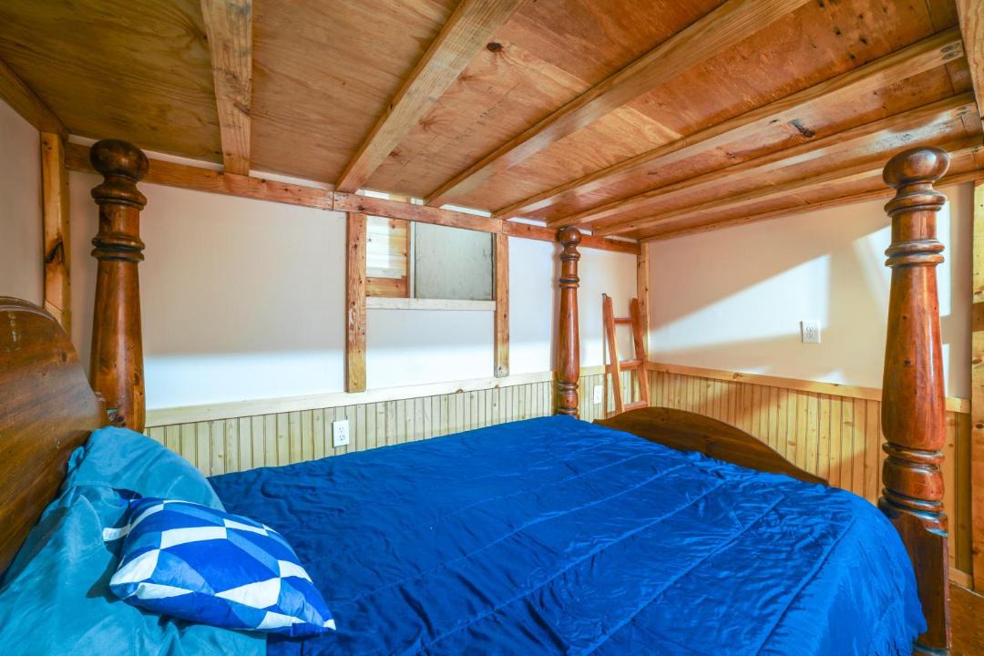 Photo of Bedroom in Elkhart