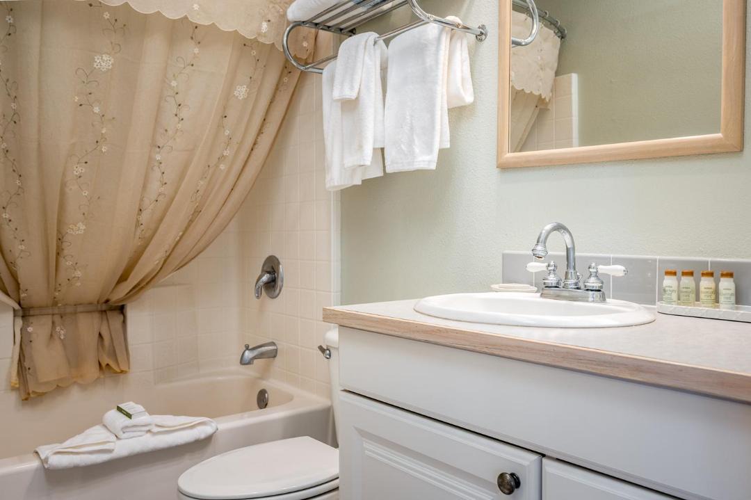 Photo of Bathroom in Condon