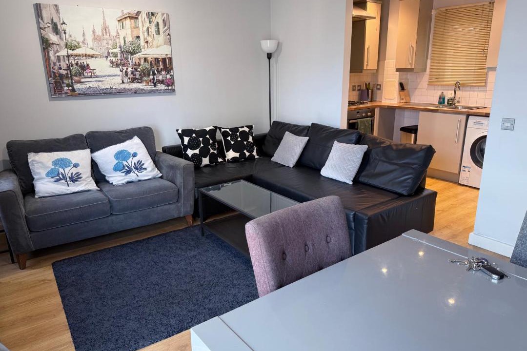 Photo of Others in Shadwell